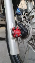 Soporte de Eje Delantero - Honda Tornado 250 - Imagen 8